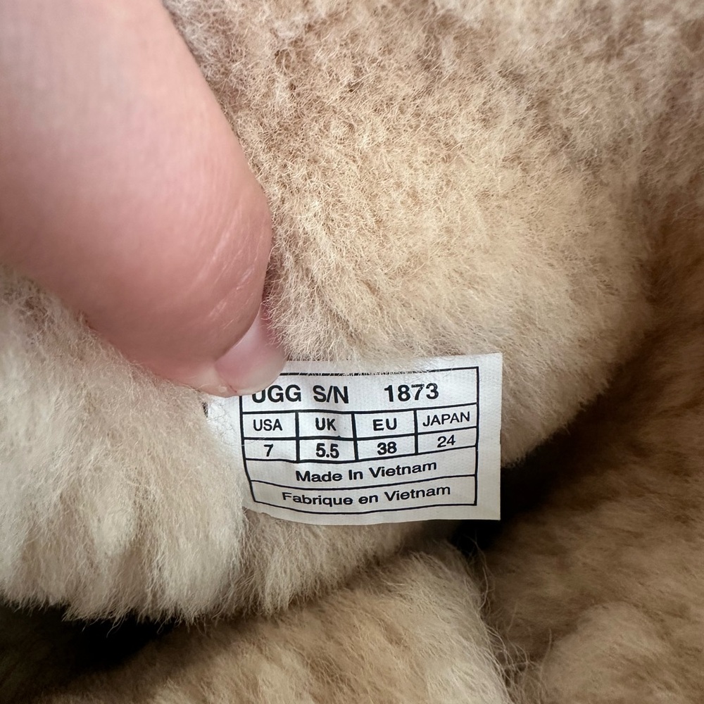 UGG Tan Boots with Button and Fur Trim - Picture 7 of 9